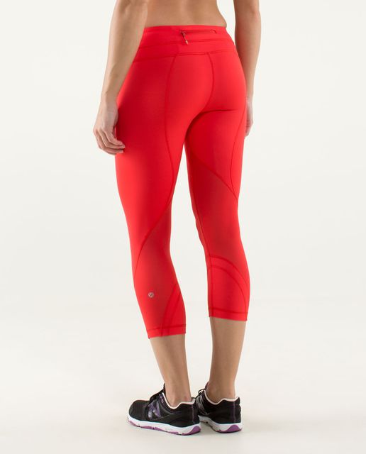 LULULEMON Wee Stripe Black Pow Pink Run: Inspire C