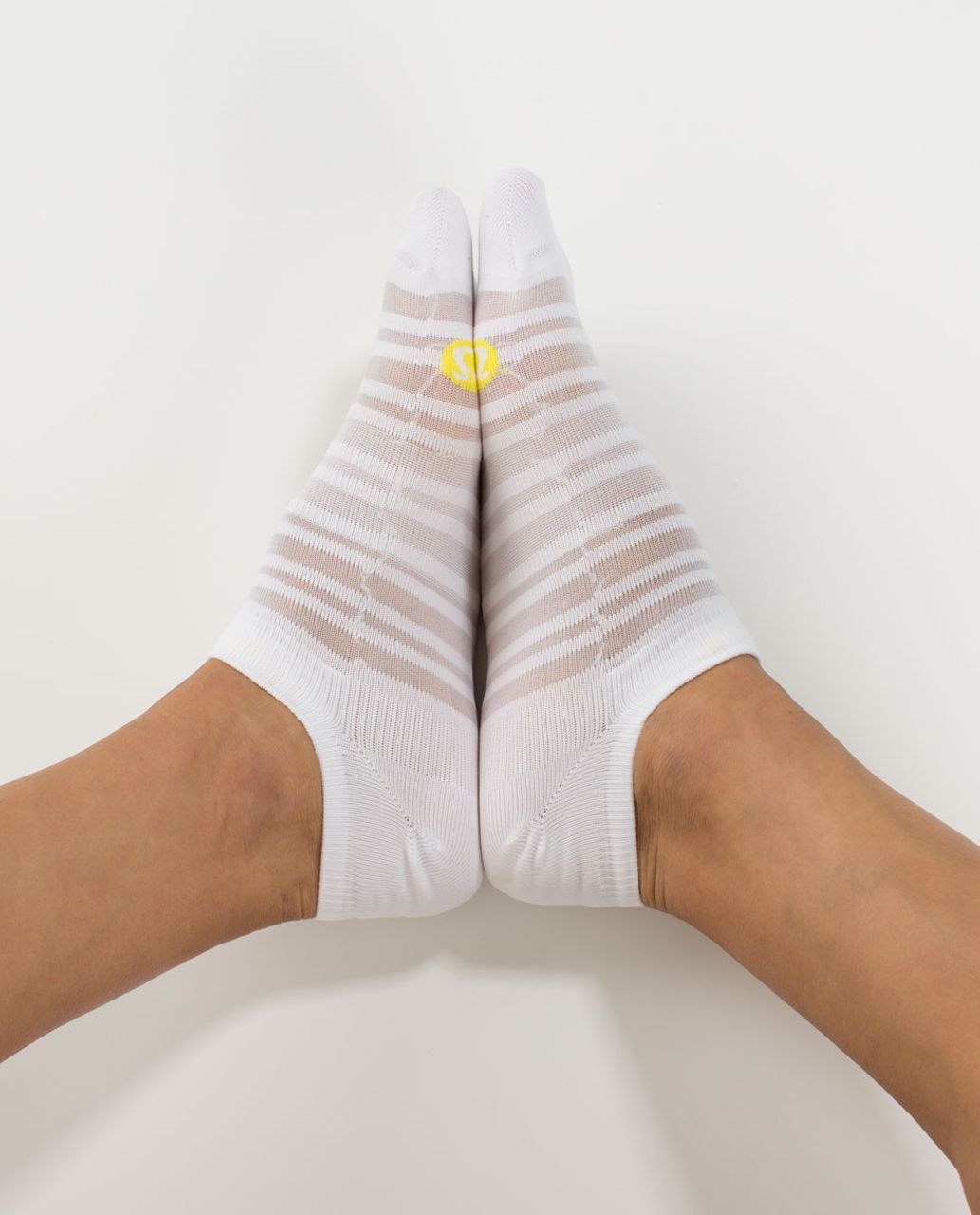 Lululemon Run For Sun Sock - Twin Stripe White