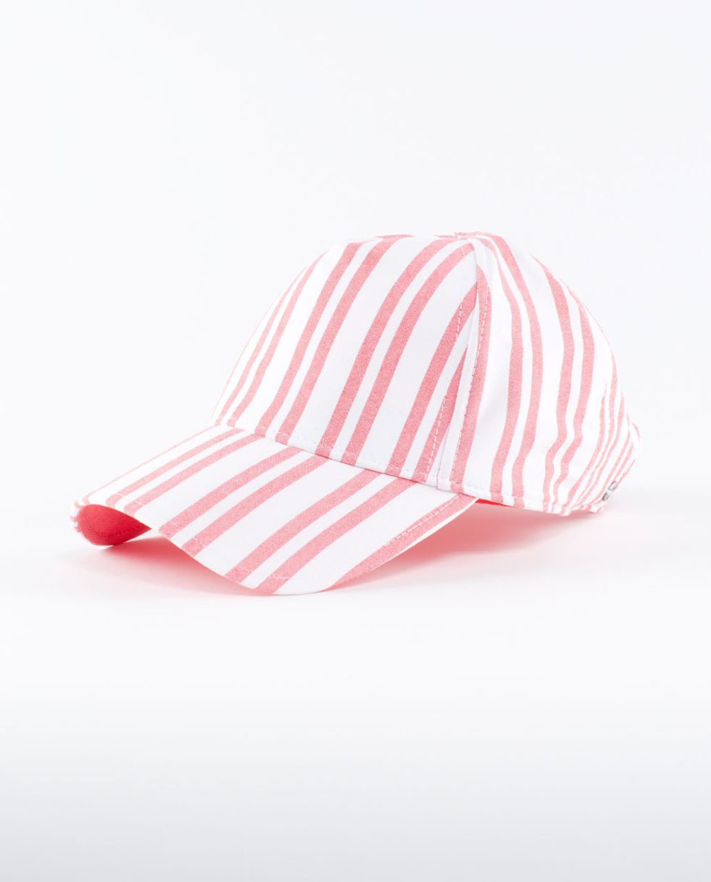 Lululemon Classy Cap - Twin Stripe Love Red / Love Red