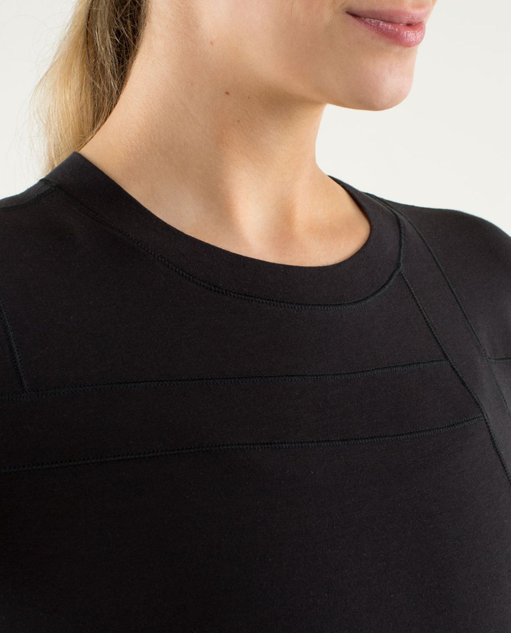 Lululemon Promenade Long Sleeve - Black