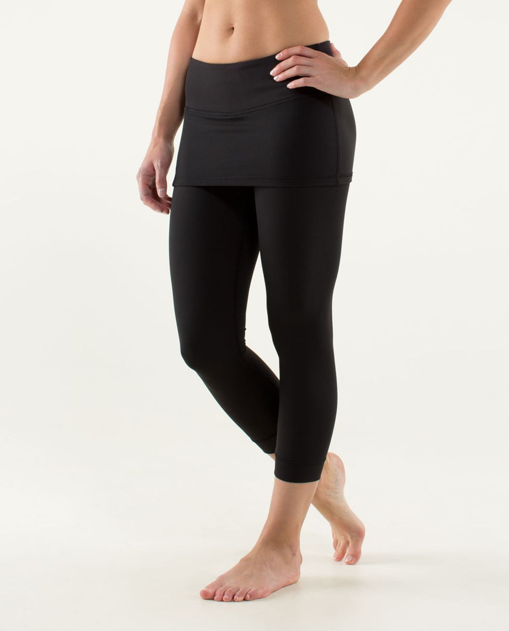 lululemon athletica, Pants & Jumpsuits, Lululemon A Go Go Crop Black  Skirt Leggings Size 6