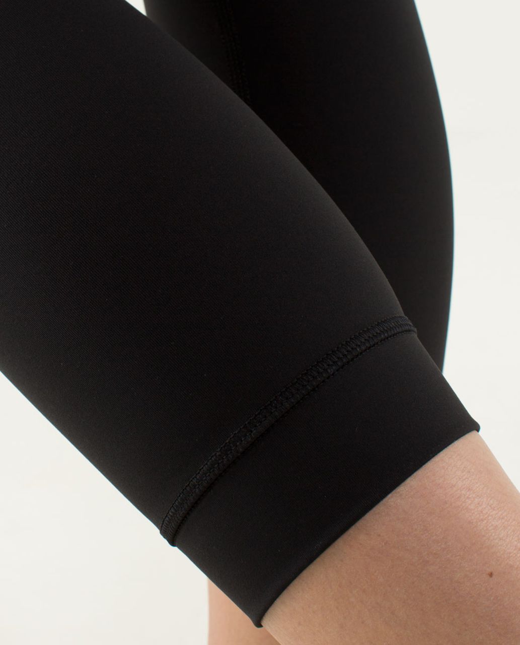 Lululemon A Go Go Crop - Black - lulu fanatics