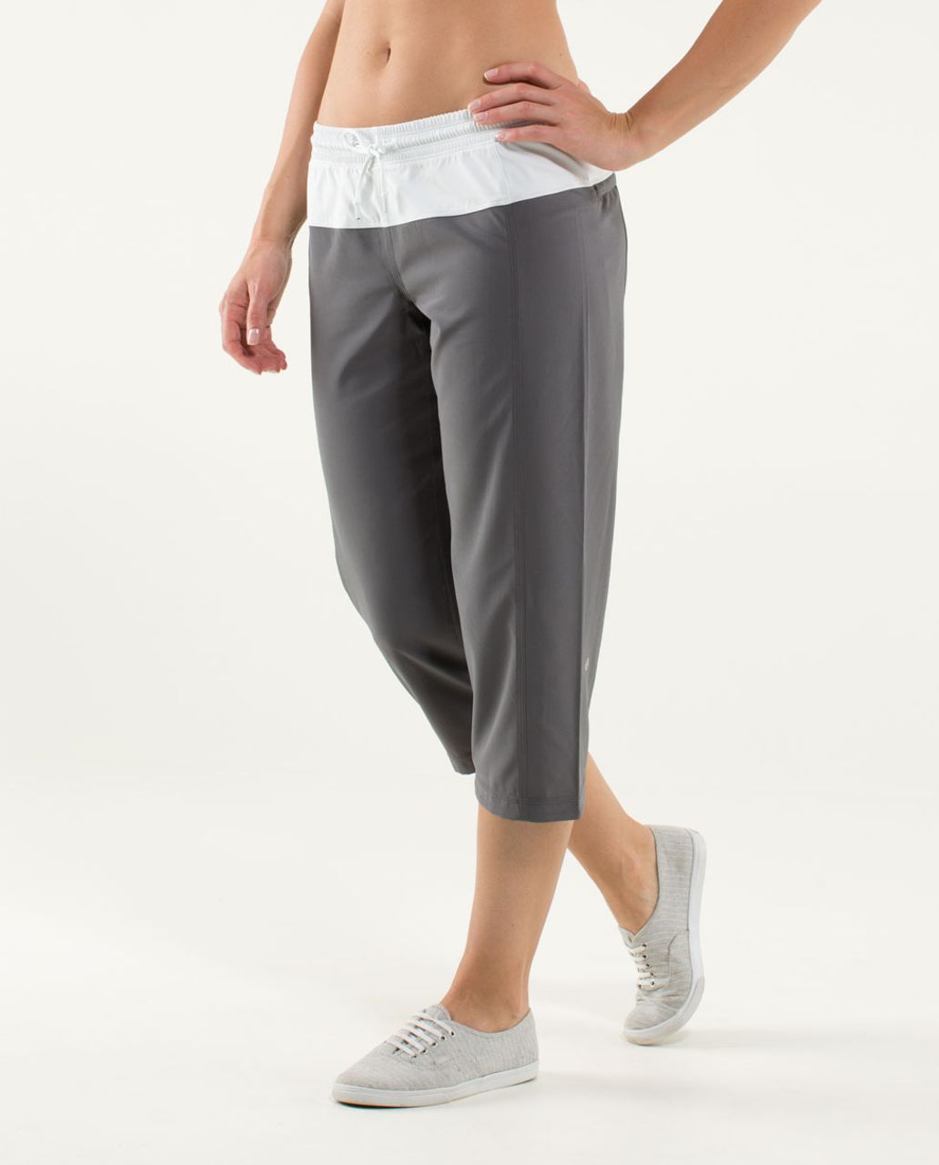 Lululemon Step Lively Crop - Soot Light / Nimbus