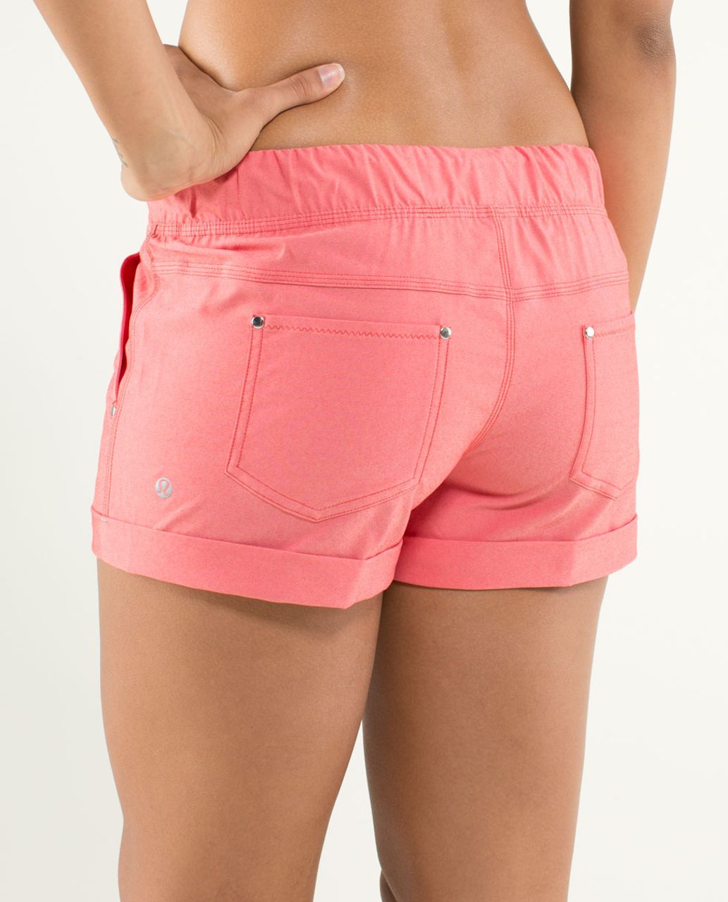 Lululemon Play All Day Short - Love Red