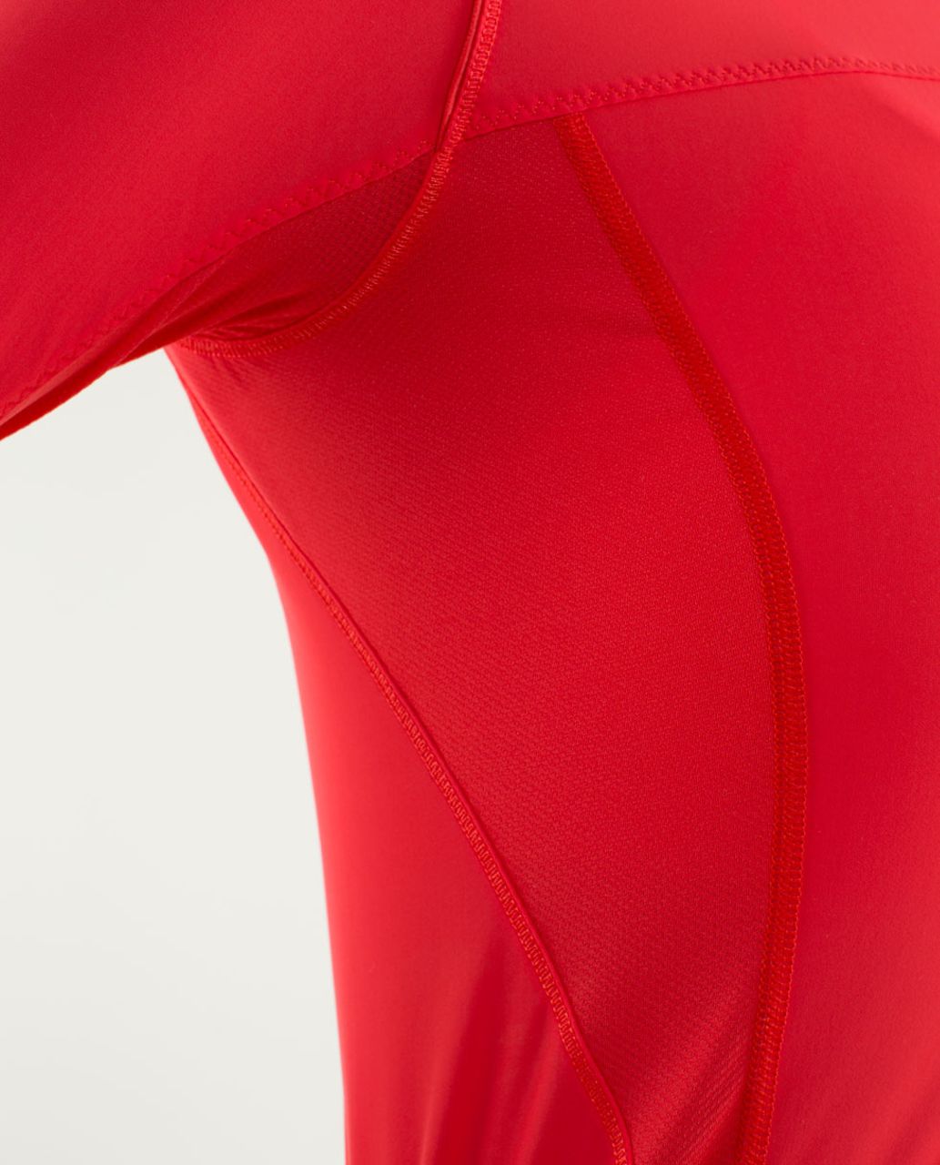 Lululemon Runbeam Long Sleeve - Love Red