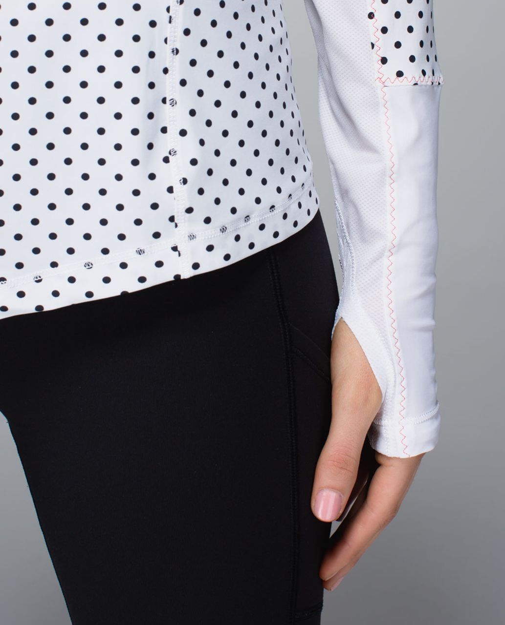 Lululemon Runbeam Long Sleeve - Mod Dot Printed Black / White