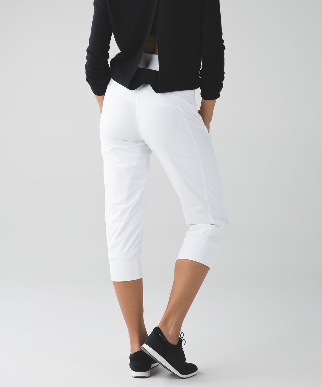 Lululemon In Flux Crop *Lined - White