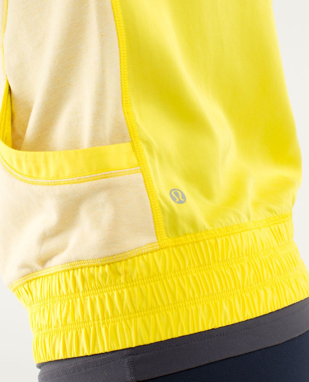 Lululemon Blissed Out Jacket - Sizzle