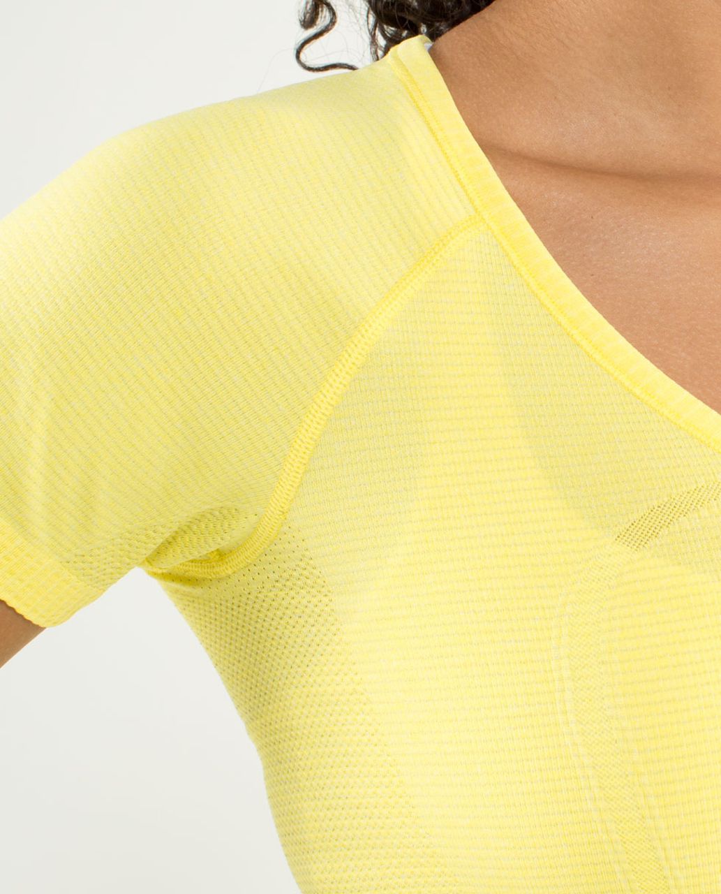 Lululemon Run:  Swiftly Tech V Neck - Sizzle