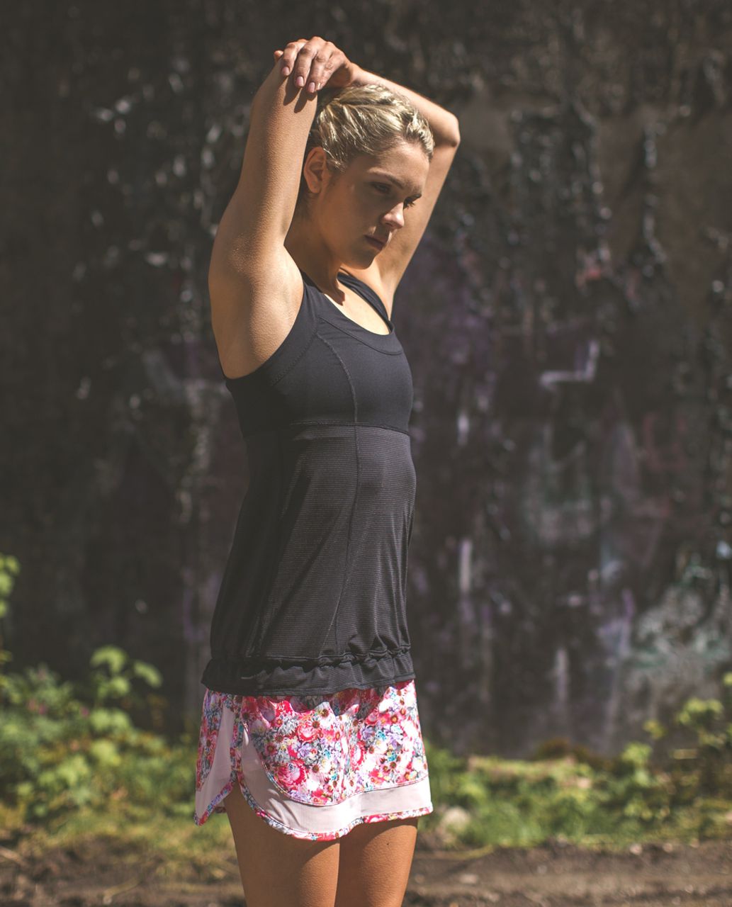 Lululemon Run:  Ta Ta Topper - Black