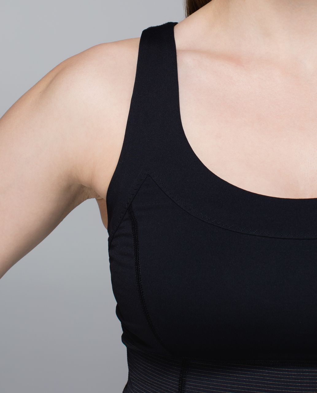 Lululemon Run:  Ta Ta Topper - Black