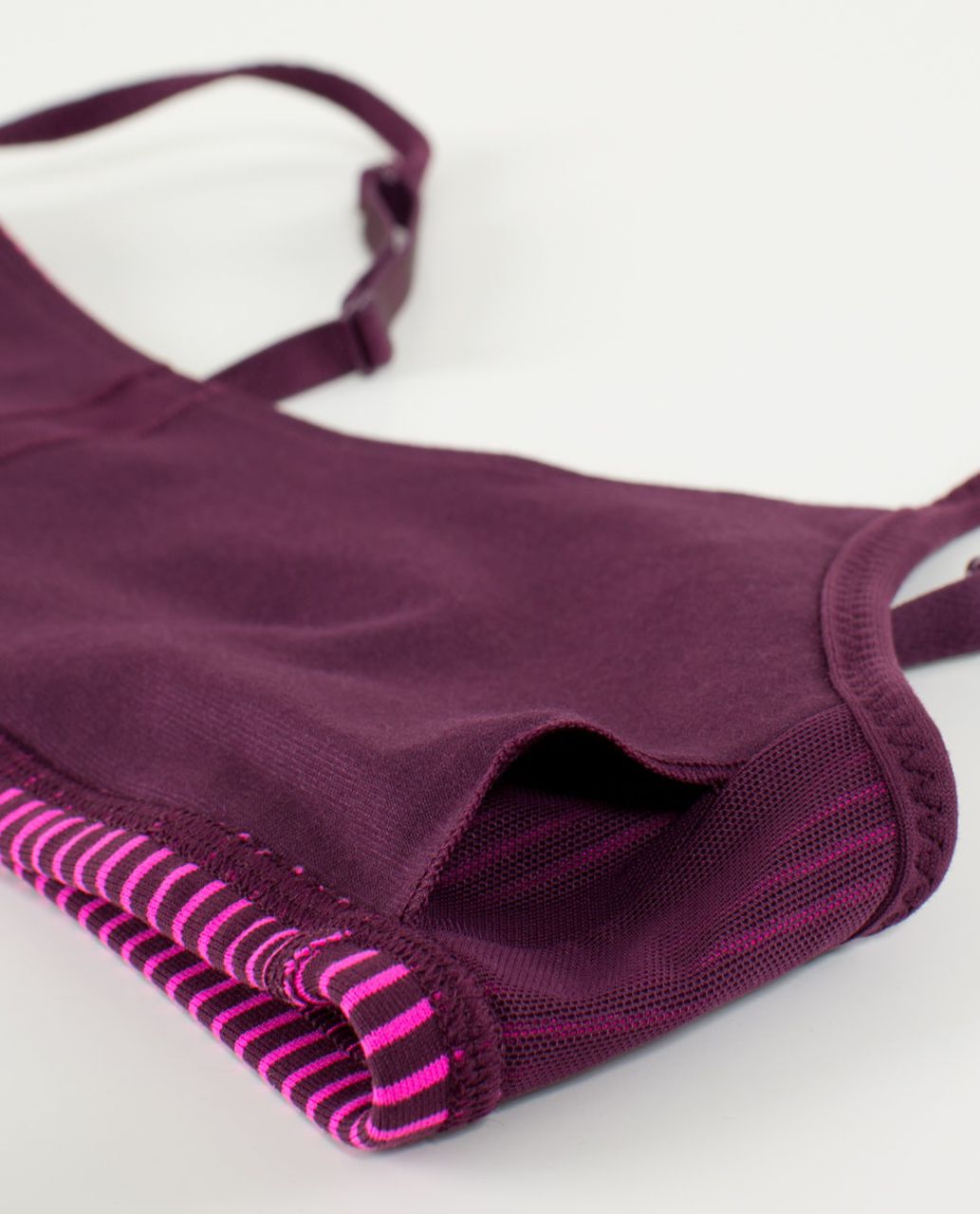 Lululemon Daily Bra - Hyper Stripe Raspberry Glo Light / Plum