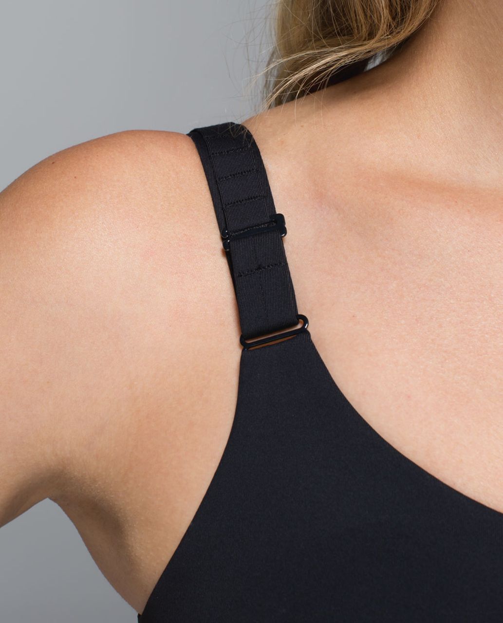 Lululemon Booby Bracer - Black - lulu fanatics