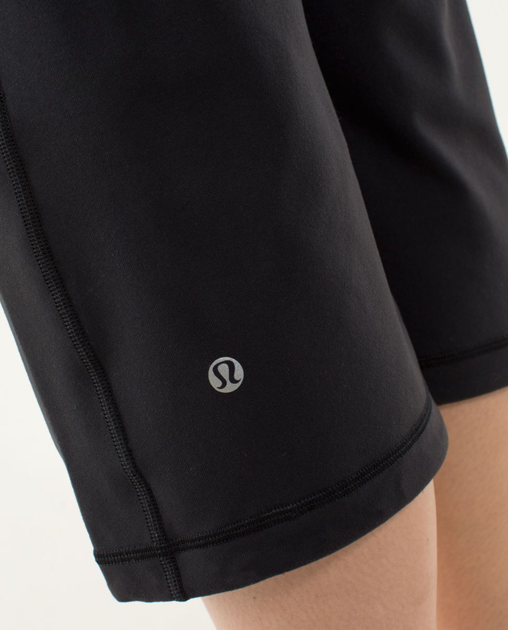 Lululemon Dharana Crop - Black