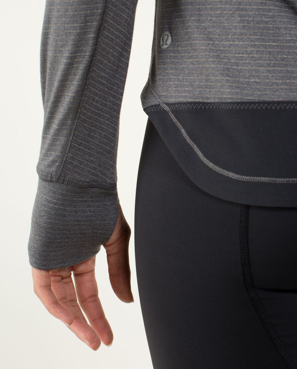 Lululemon Race Me Long Sleeve - Heathered Soot Light / Black