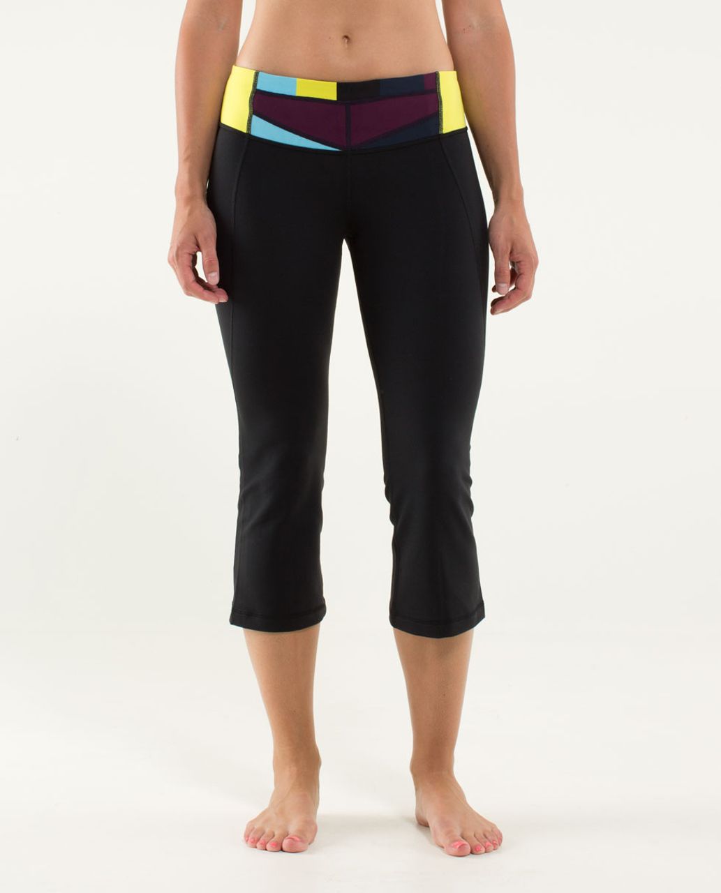 Lululemon Gather & Crow Crop - Black / Quilt 02 Fall 2013