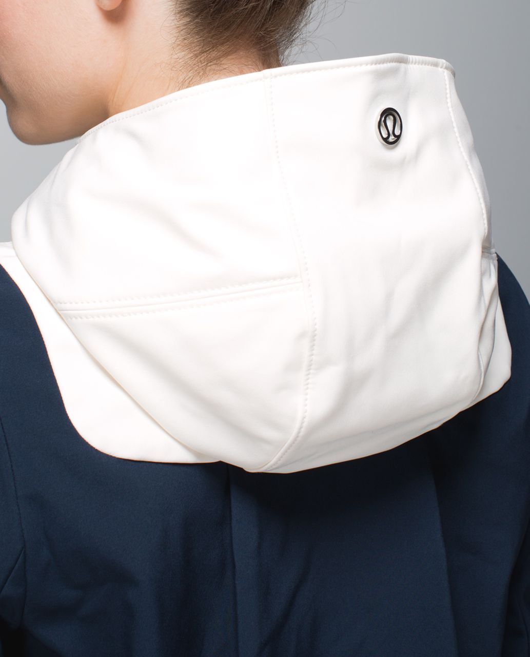 Lululemon Studio Softshell - Inkwell / Angel Wing