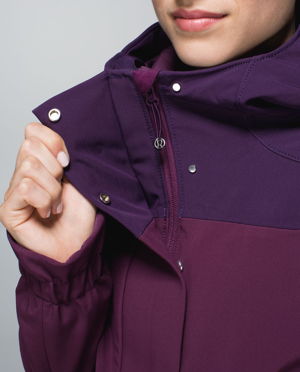 Lululemon Studio Softshell - Plum / Deep Zinfandel