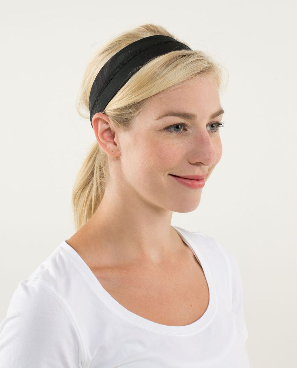 Lululemon Fly Away Tamer Headband - Midnight Iris Multi