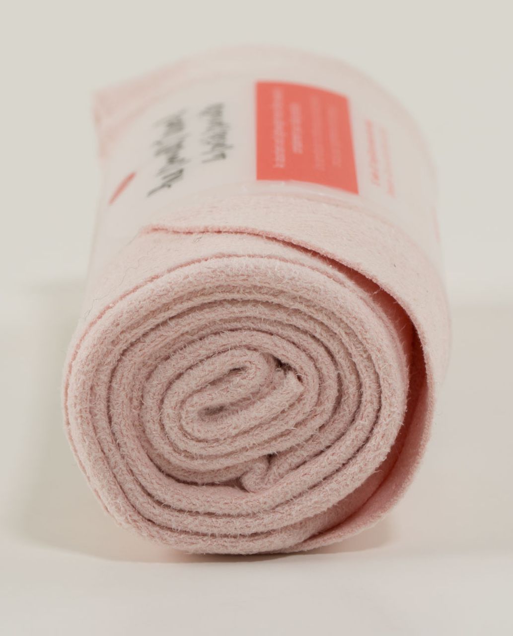 Lululemon The (Small) Towel - Pretty Pink