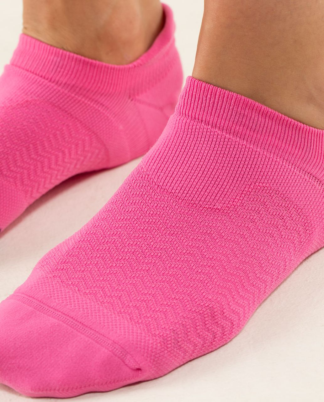 Lululemon Women's Ultimate No Show Run Sock - Afterglo