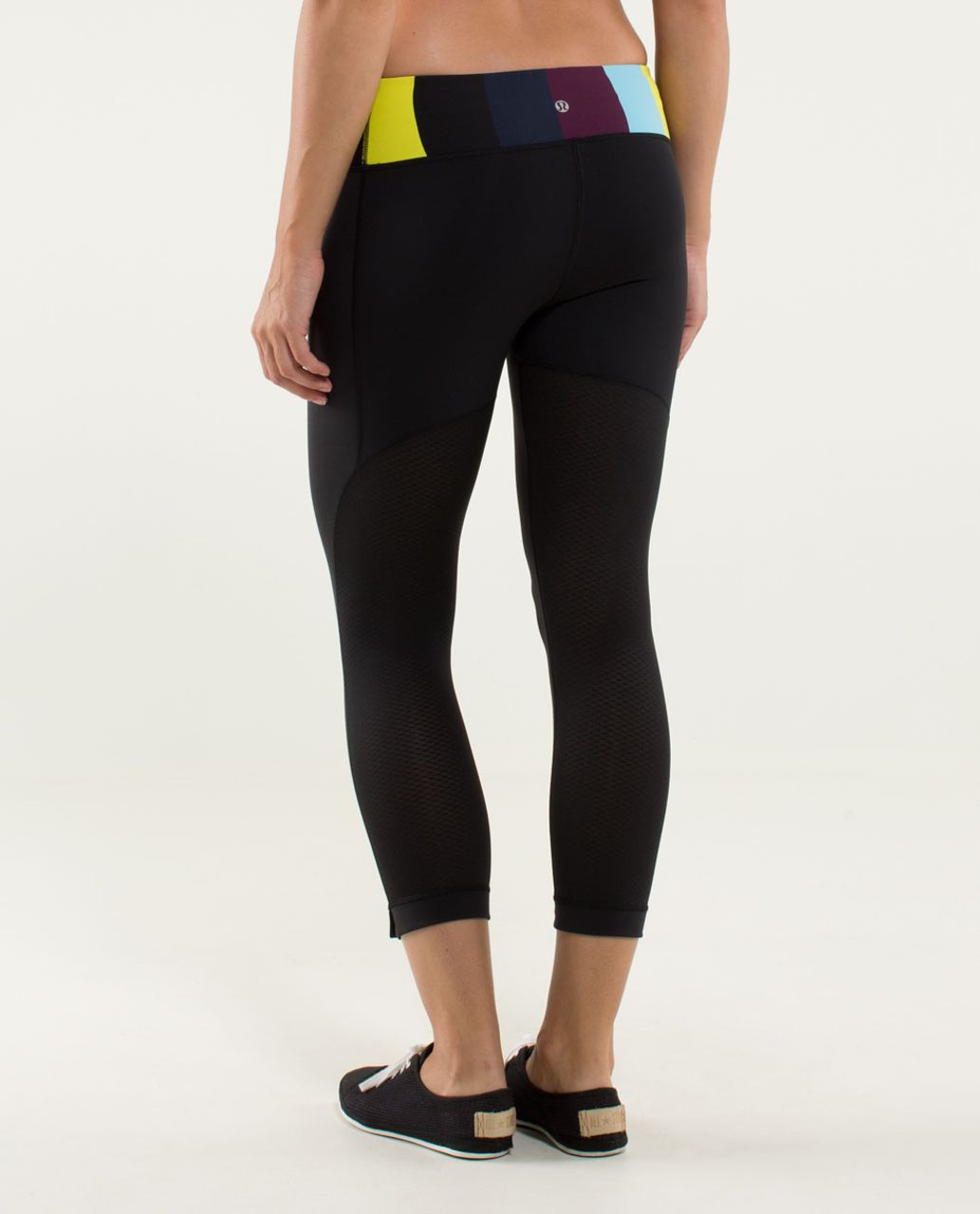 Lululemon Journey Crop - Black / Pow Stripe Split Pea