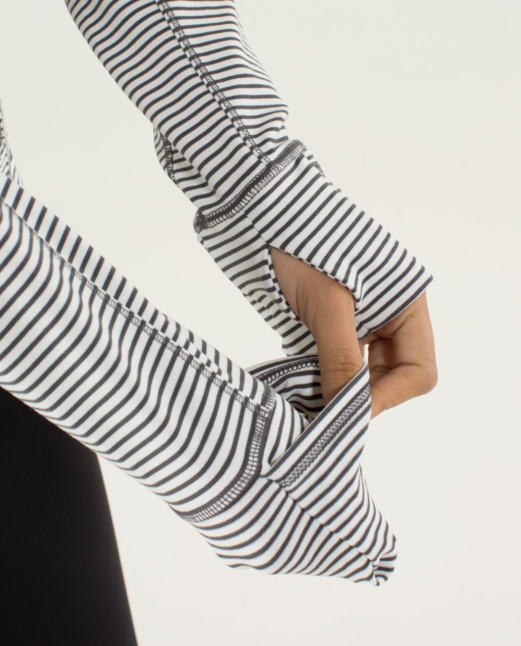 Lululemon Forme Jacket *Cuffins - Hyper Stripe Angel Wing