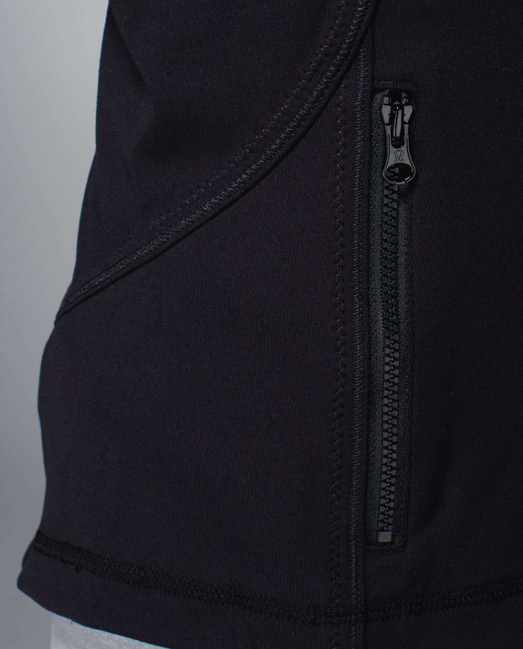 Lululemon Forme Jacket *Cuffins - Black