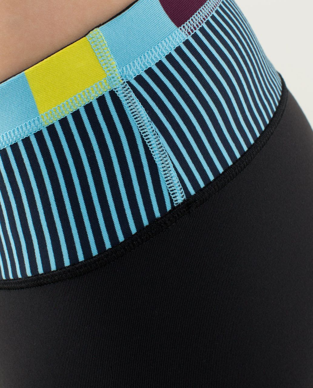 Lululemon Wunder Under Crop - Black / Quilt 07 Fall 2013