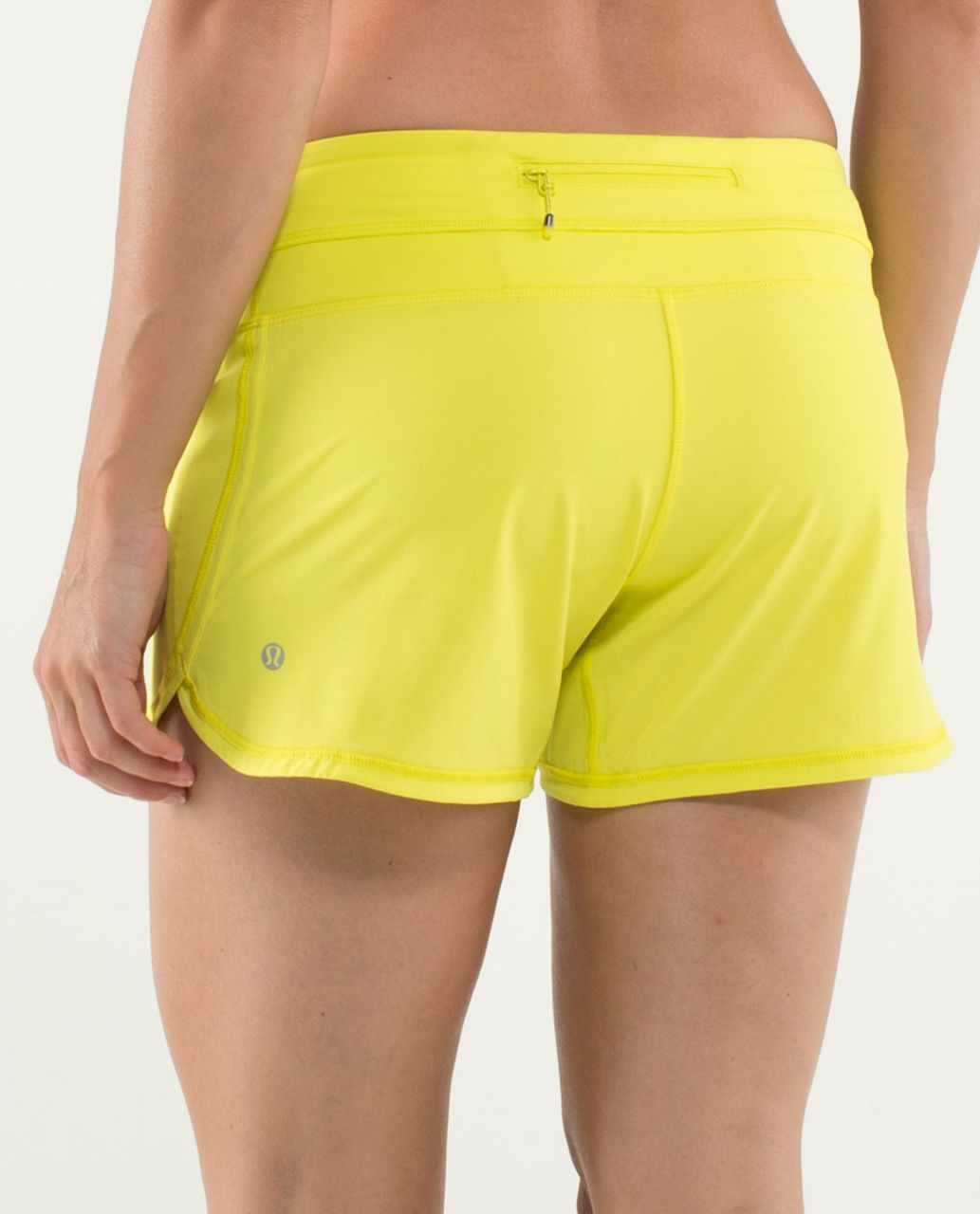 Lululemon Groovy Run Short - Split Pea