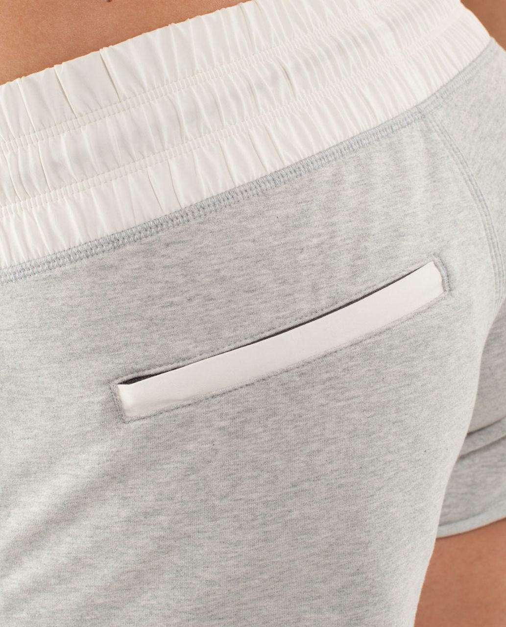 Lululemon Blissed Out Short II - Heathered Light Grey / Silver Spoon / Angel Wing