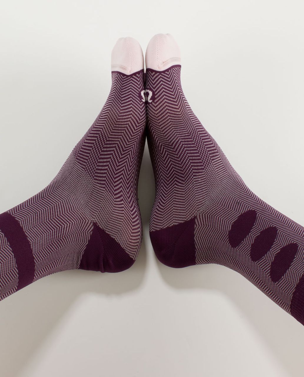 Lululemon Run For Fun Sock - Chevron Plum Pretty Pink