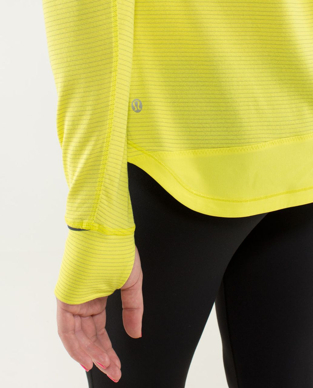 Lululemon Race Me Long Sleeve - Split Pea