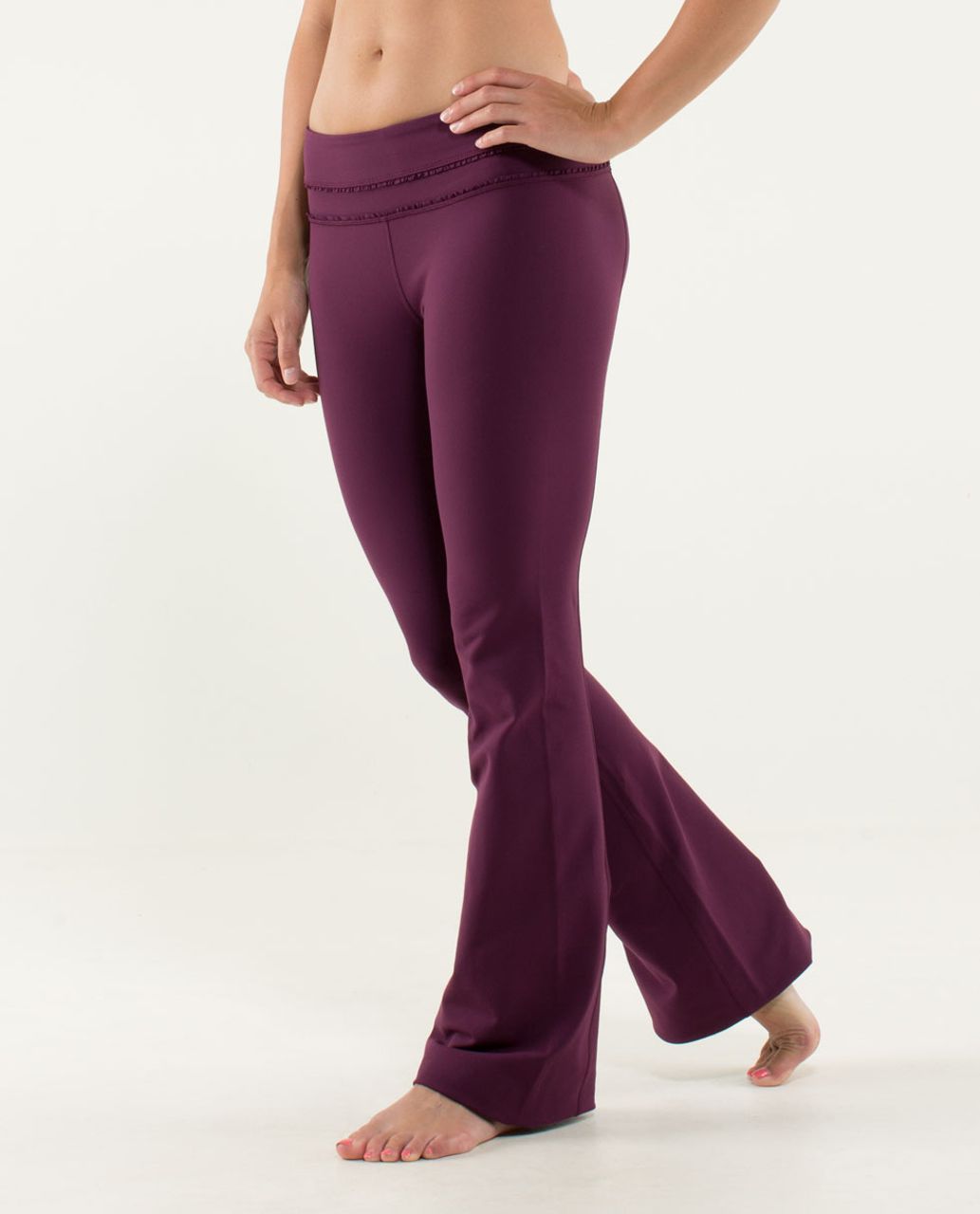 Lululemon Groove Pant *Ruffled Up - Plum / Hyper Stripe Plum