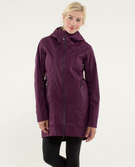 Lululemon Right As Rain Jacket - Fuel Green - lulu fanatics