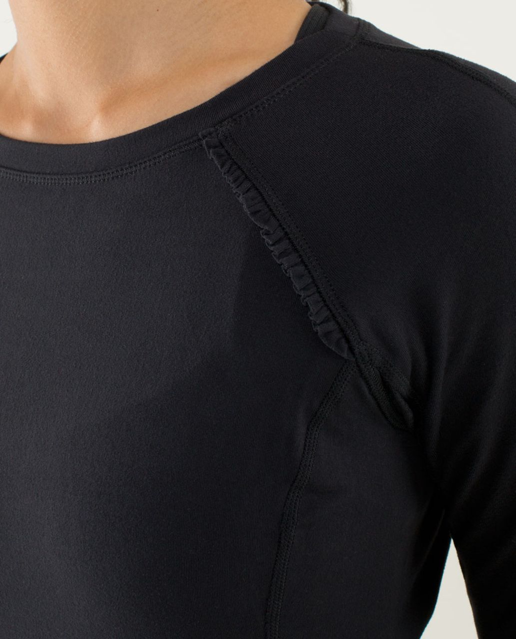 Lululemon Full Tilt Long Sleeve - Black