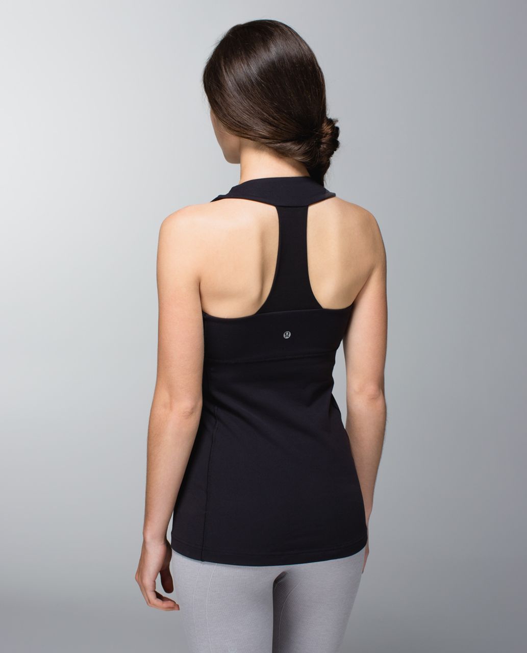 black scoop neck tank