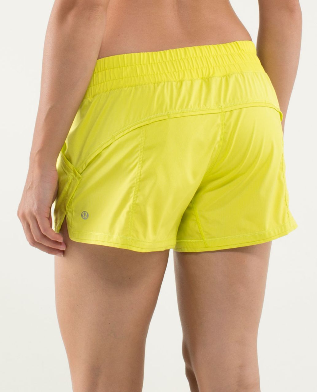 Lululemon Shake & Break Short - Split Pea