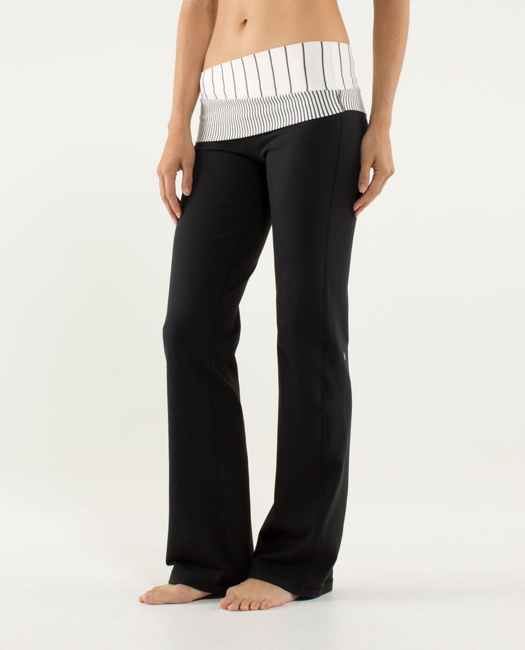 Lululemon Astro Pant (Regular) *Full-On Luon - Black / Apex Stripe