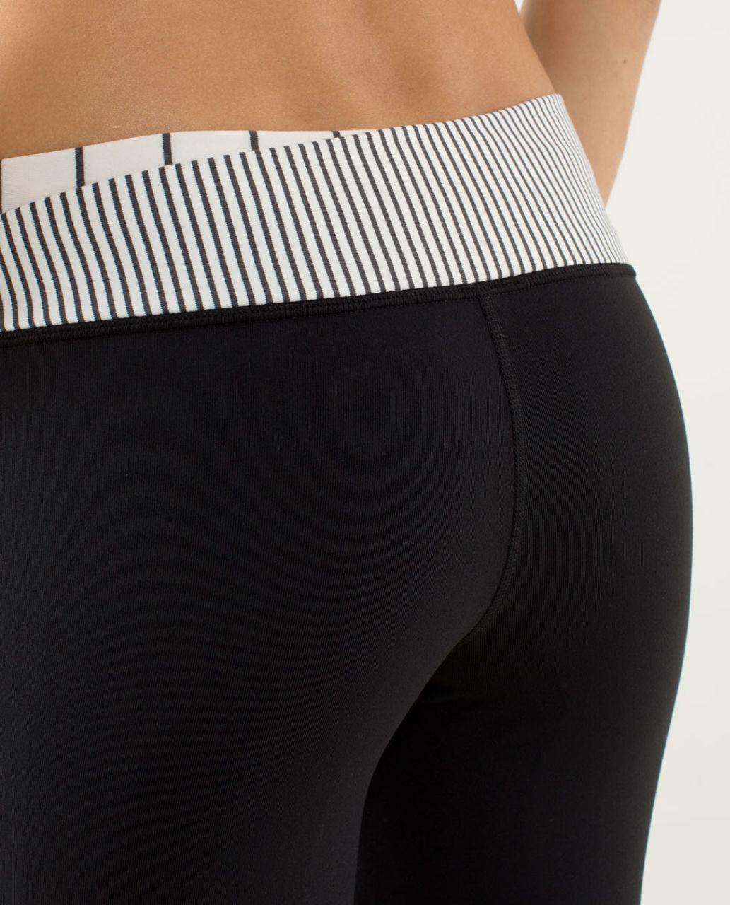 Lululemon Astro Pant (Regular) - Black / Slalom Stripe Angel Wing / Hyper Stripe Angel Wing