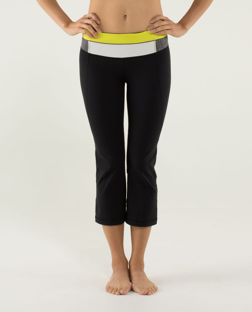 Lululemon Gather & Crow Crop II - Black - lulu fanatics