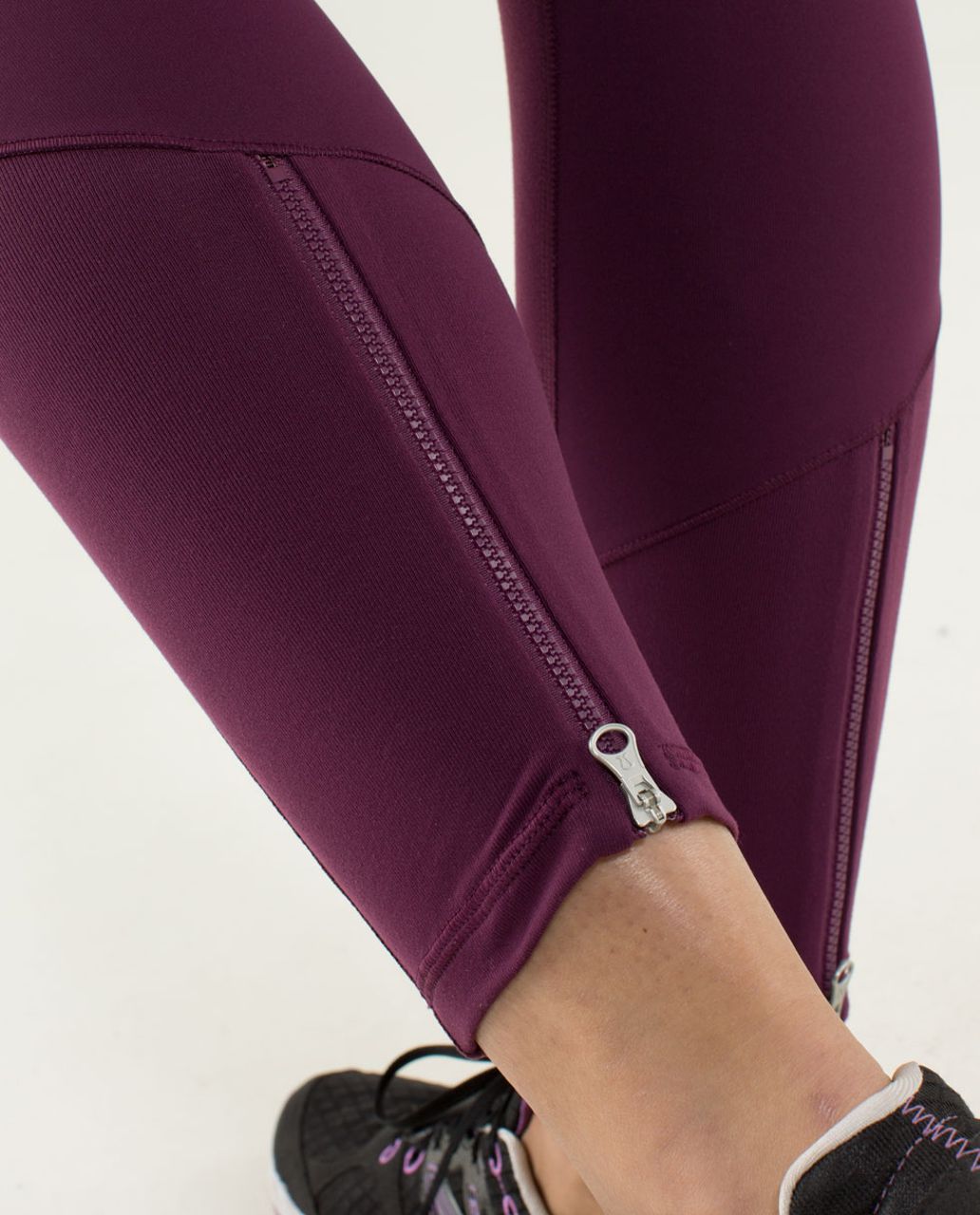 Lululemon Give Me Qi Pant - Plum / Hyper Stripe Raspberry Glo Light / Raspberry Glo Light