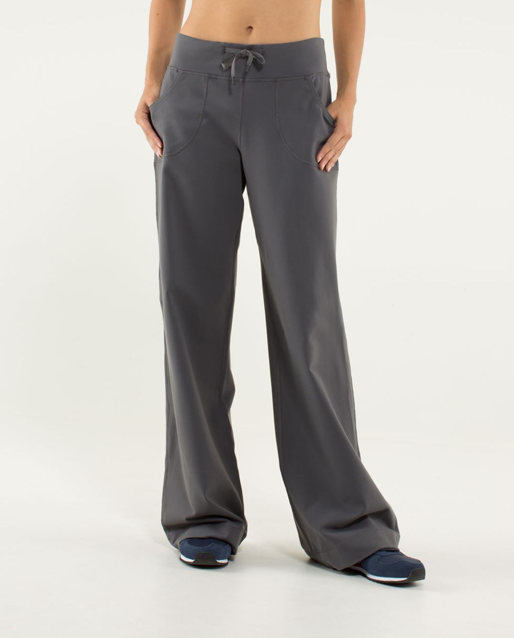 Lightweight Wide-Leg Pant, Regular