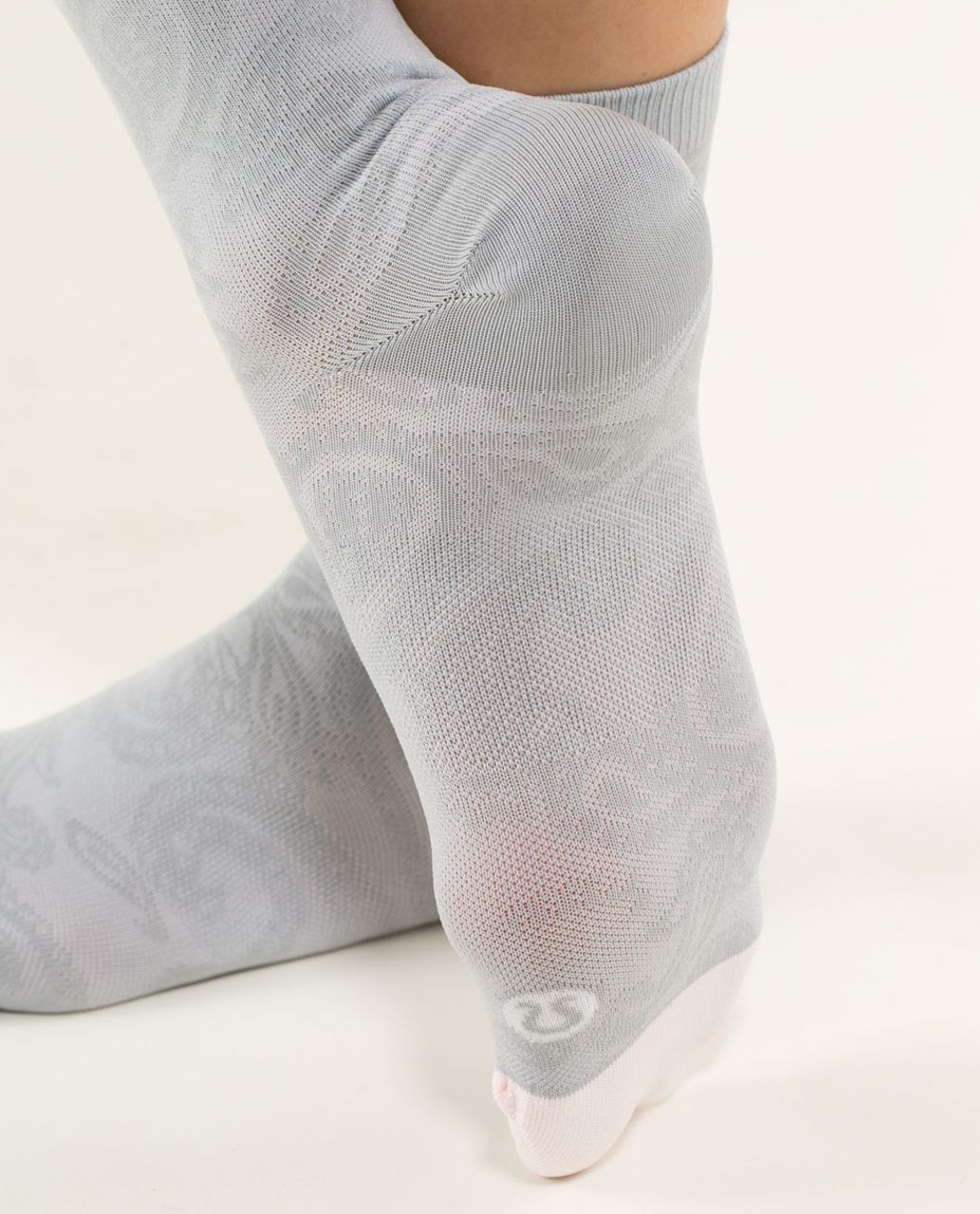 Lululemon Run For Fun Sock - Paisley Silver White