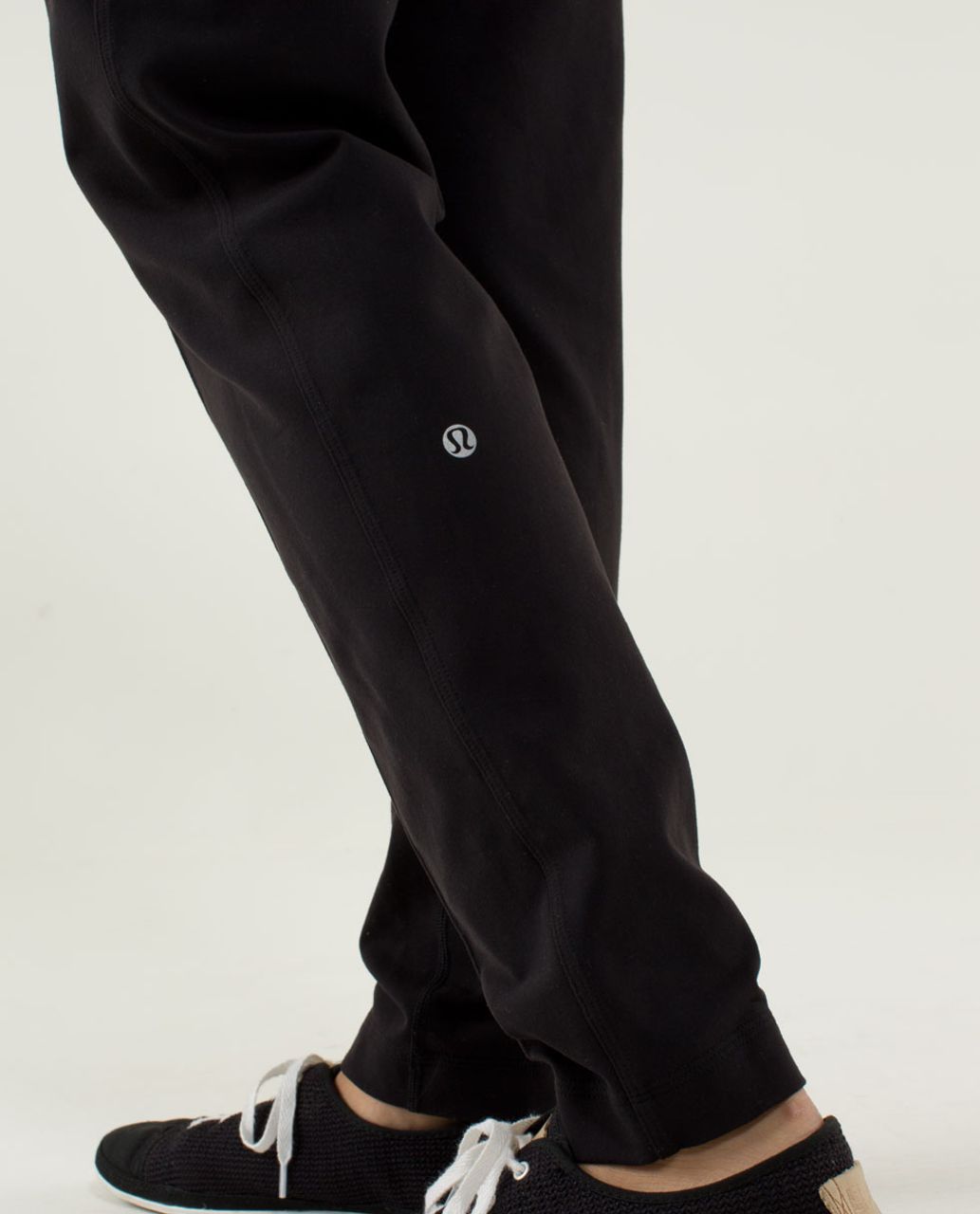 Lululemon Trouser Pant - Black / Hyper Stripe Angel Wing