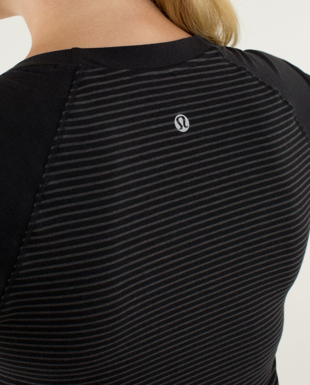 Lululemon Dhyana Short Sleeve - Hyper Stripe Black / Black