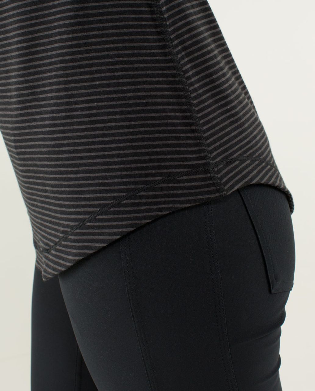 Lululemon Dhyana Short Sleeve - Hyper Stripe Black / Black