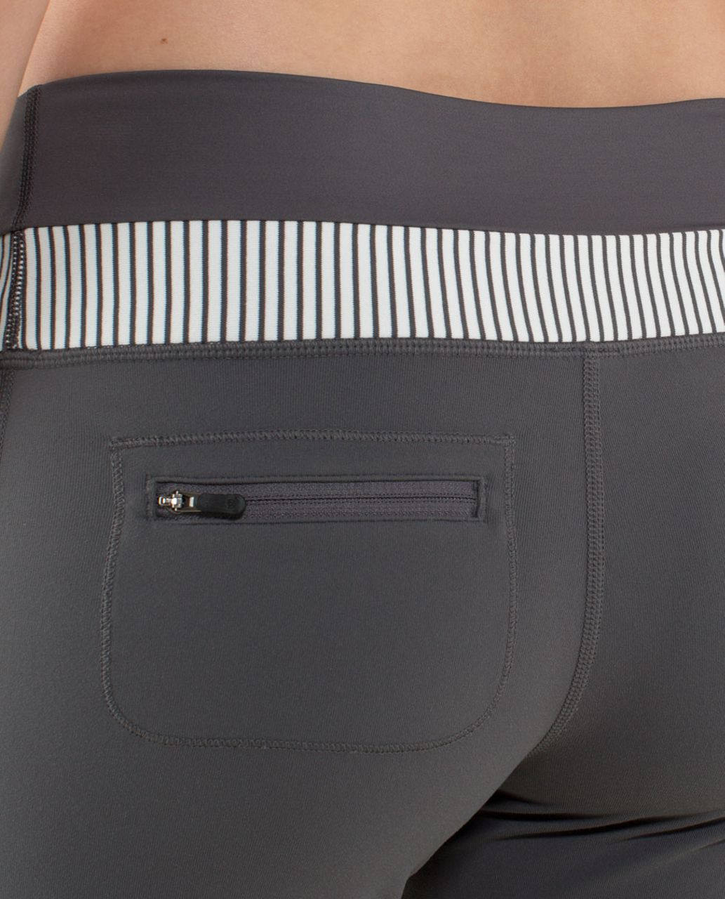 Lululemon Dharana Crop - Soot Light / Hyper Stripe Angel Wing / Ziggy Wee October Angel Wing