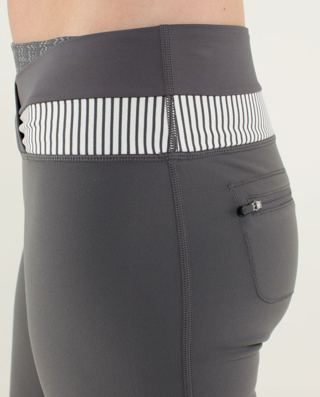 Lululemon Dharana Crop - Soot Light / Hyper Stripe Angel Wing / Ziggy Wee October Angel Wing