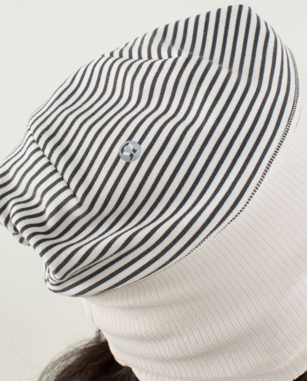 Lululemon Run With Me Toque - Hyper Stripe Angel Wing / Angel Wing